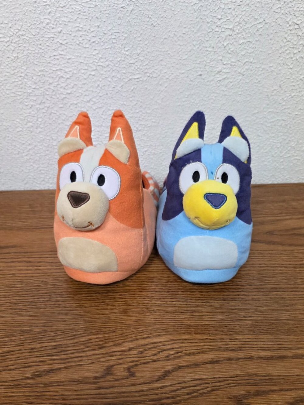 Kids Shoes - Slippers Bluey and Bingo Size 11/12